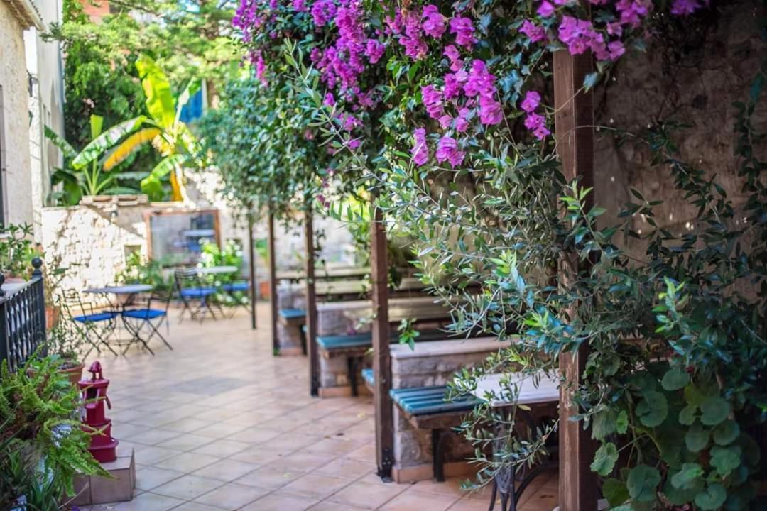 Ntouana Hotel Kalamata Eksteriør billede