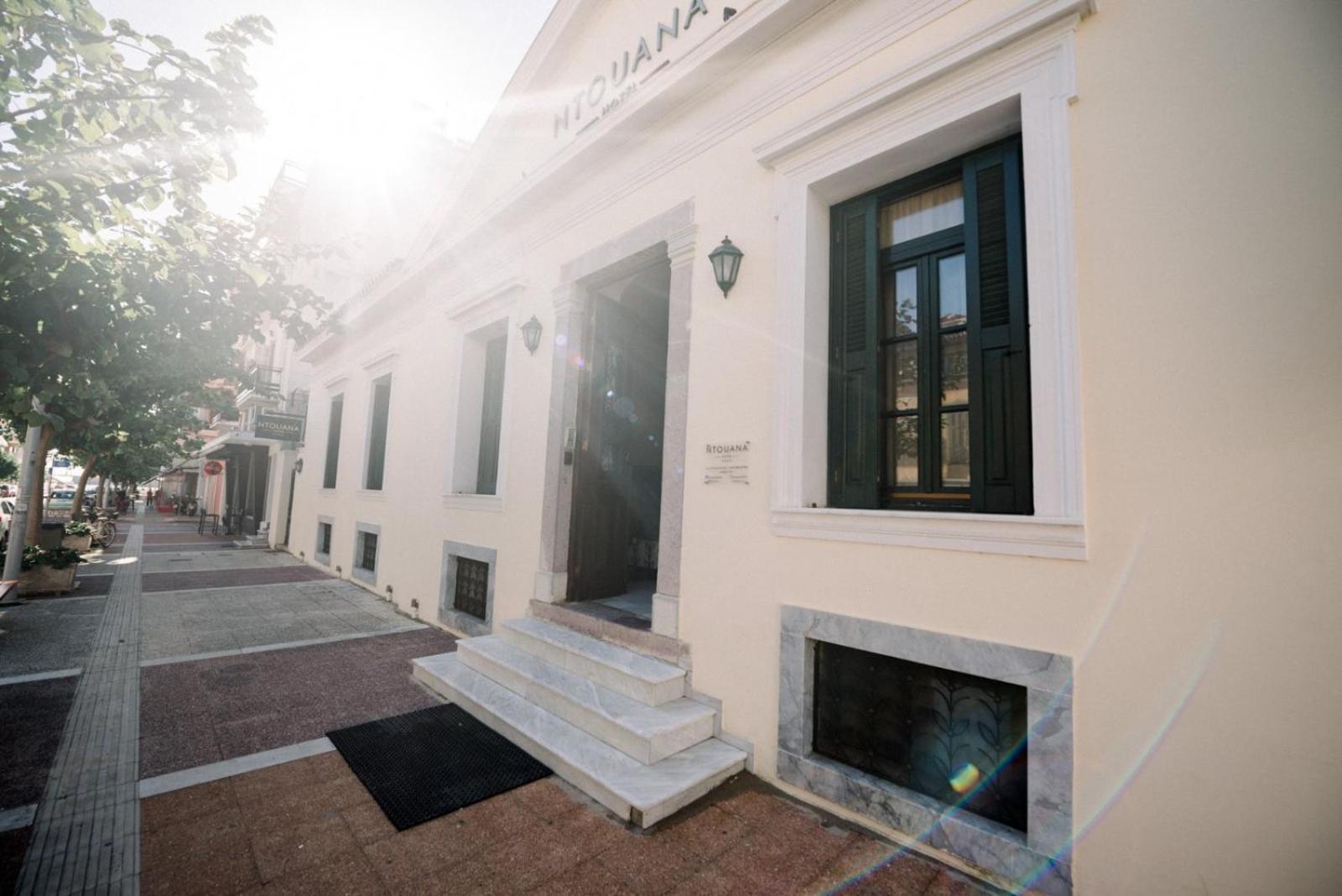 Ntouana Hotel Kalamata Eksteriør billede